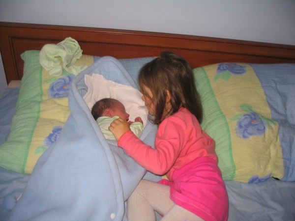 Obie moje cĂłrki, starsza ma juÂż prawie 3 lata.