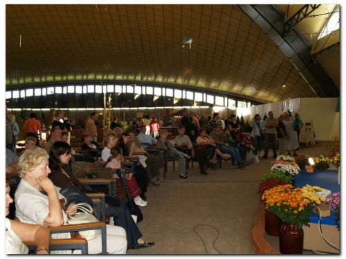 PublicznoÂśĂŚ dzisiaj teÂż dopisaÂła. PadÂło wiele pytaĂą i jeszcze wiĂŞcej odpowiedzi :)